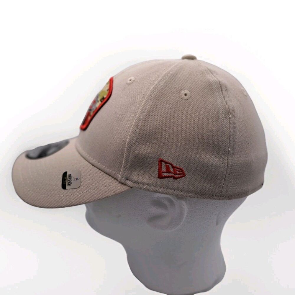Kansas City Chiefs 2023 Salute To Service New Era 39THIRTY Size M-L Hat Cap NFL - Picture 2 of 16